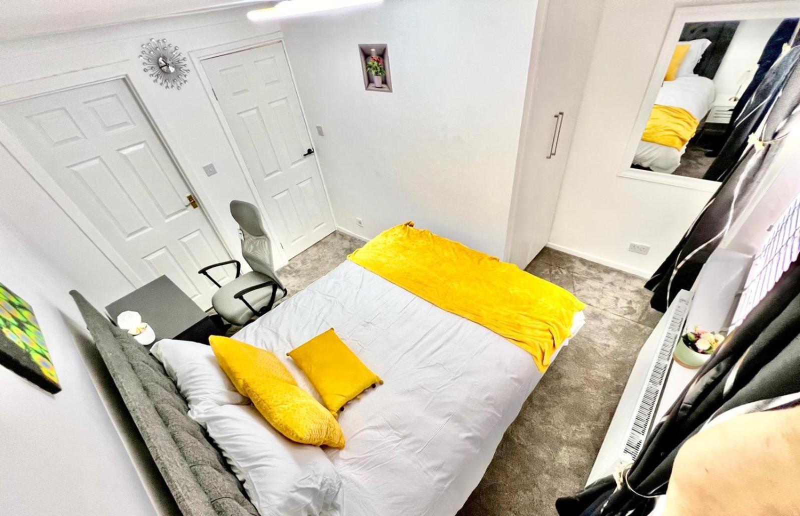 Home Away From Home Бери Екстериор снимка
